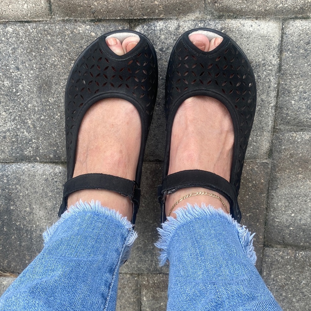 Jambu shoes